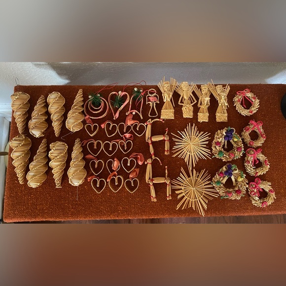 Vintage Handmade Woven Straw Christmas Ornaments Set Of 39 Angel Hearts Wreath